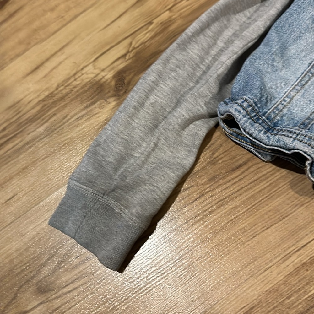Cherokee Jean jacket. - Picture 3 of 5